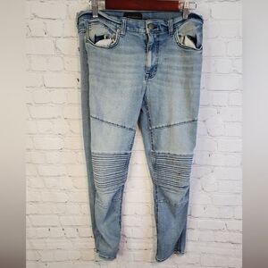 Men's No Boundaries slim straight jeans, size 34 X 30